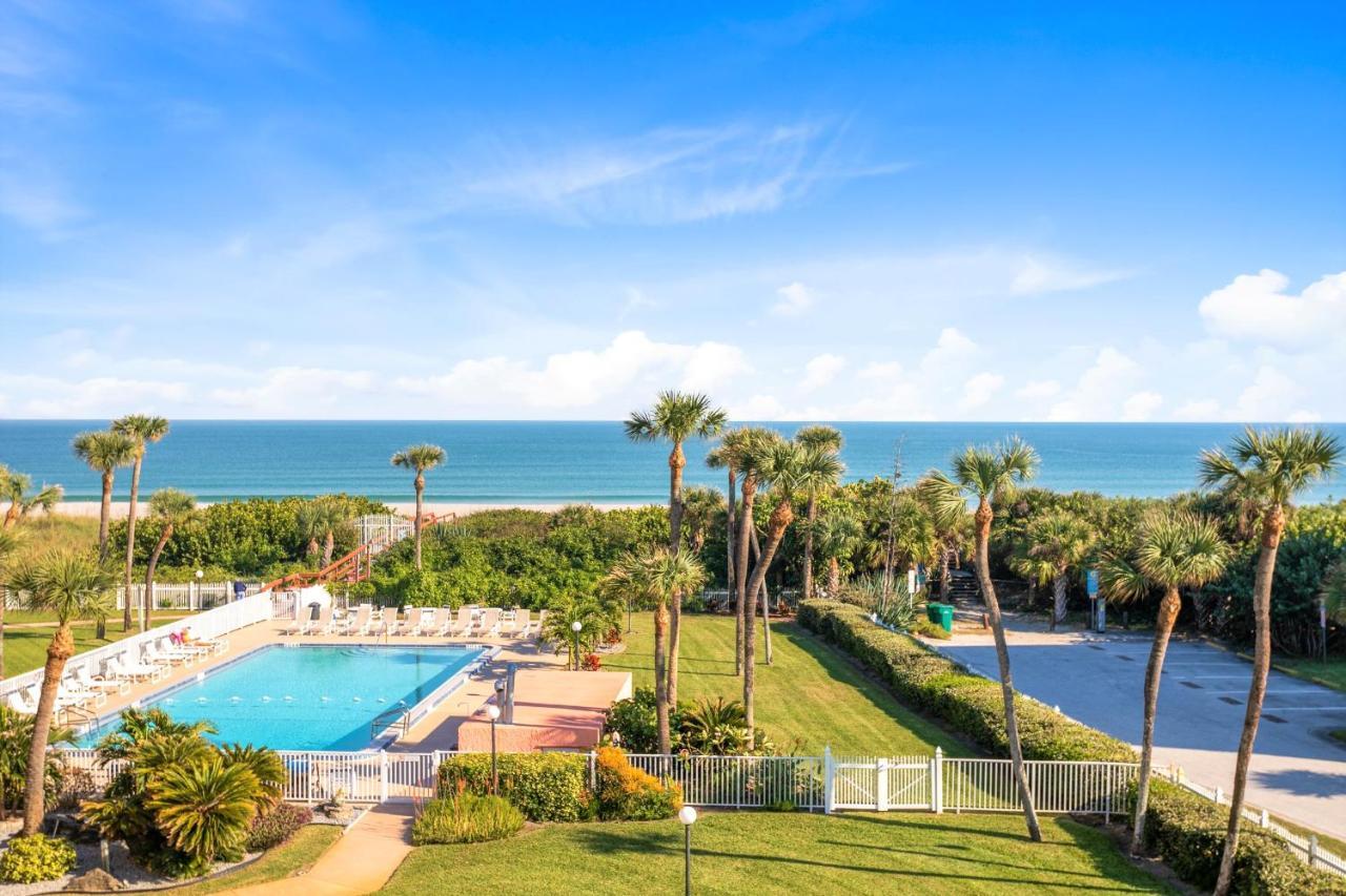 Cocoa Beach Towers Habitación foto