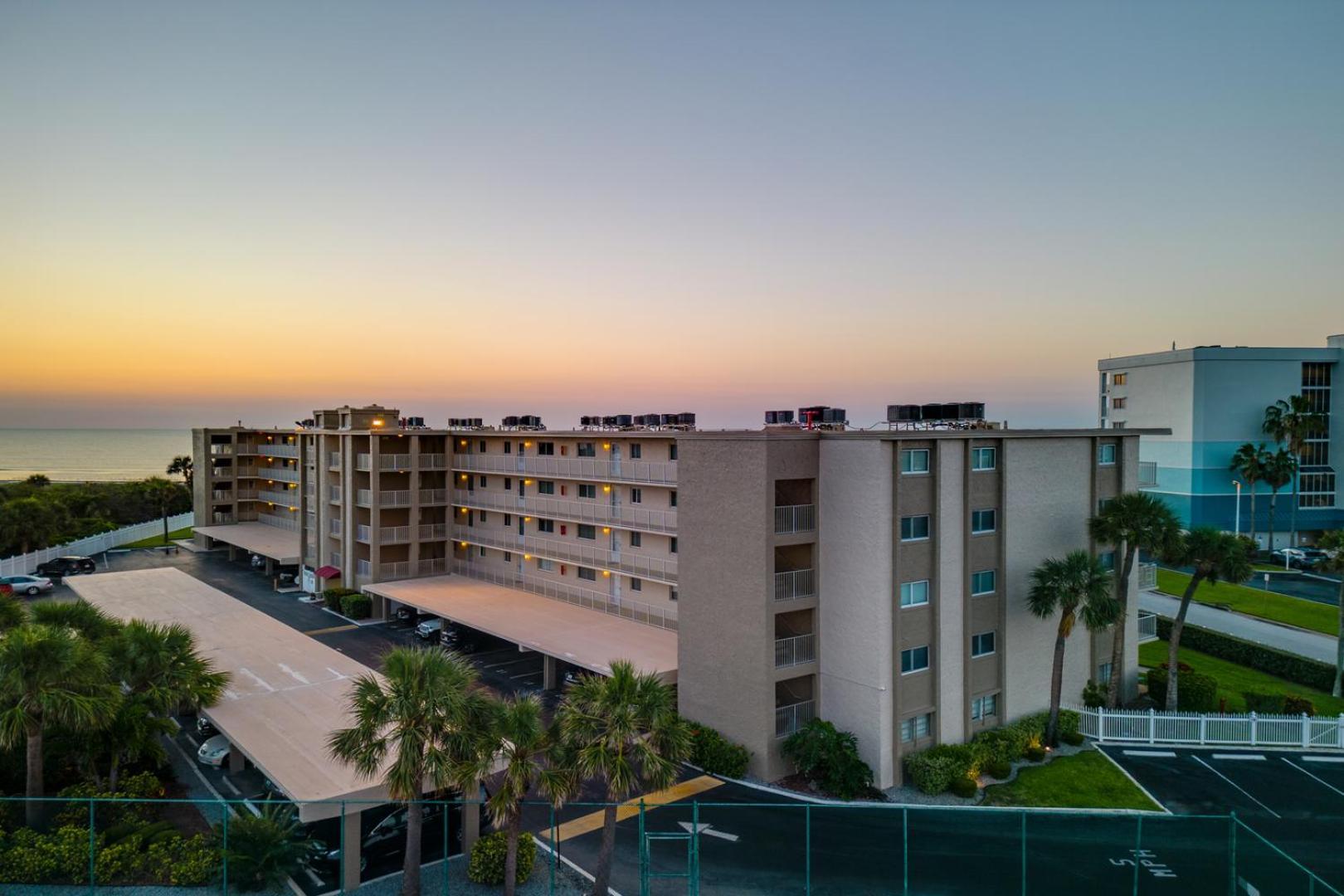 Cocoa Beach Towers Exterior foto